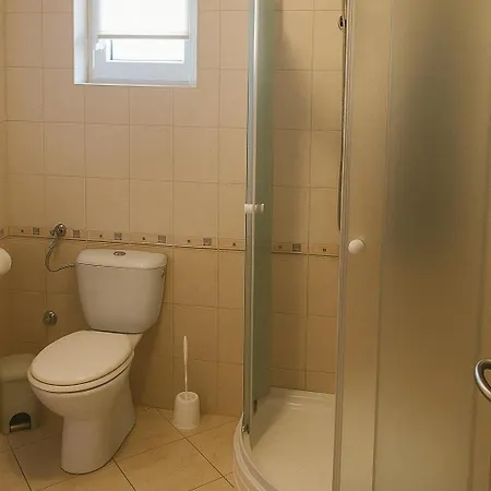 Family 2-rooms شقة
